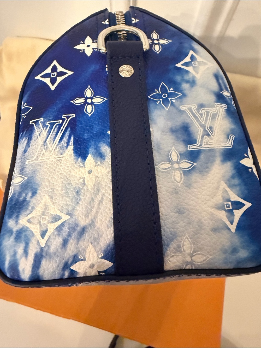 Pristine Louis Vuitton Monogram City Keepall Bandouliere Bag Bandana - Picture 7 of 17